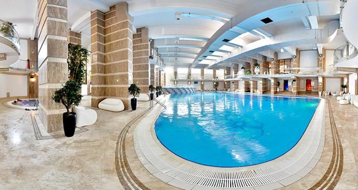 Militari Luxury Flat Lägenhet Roşu Exteriör bild
